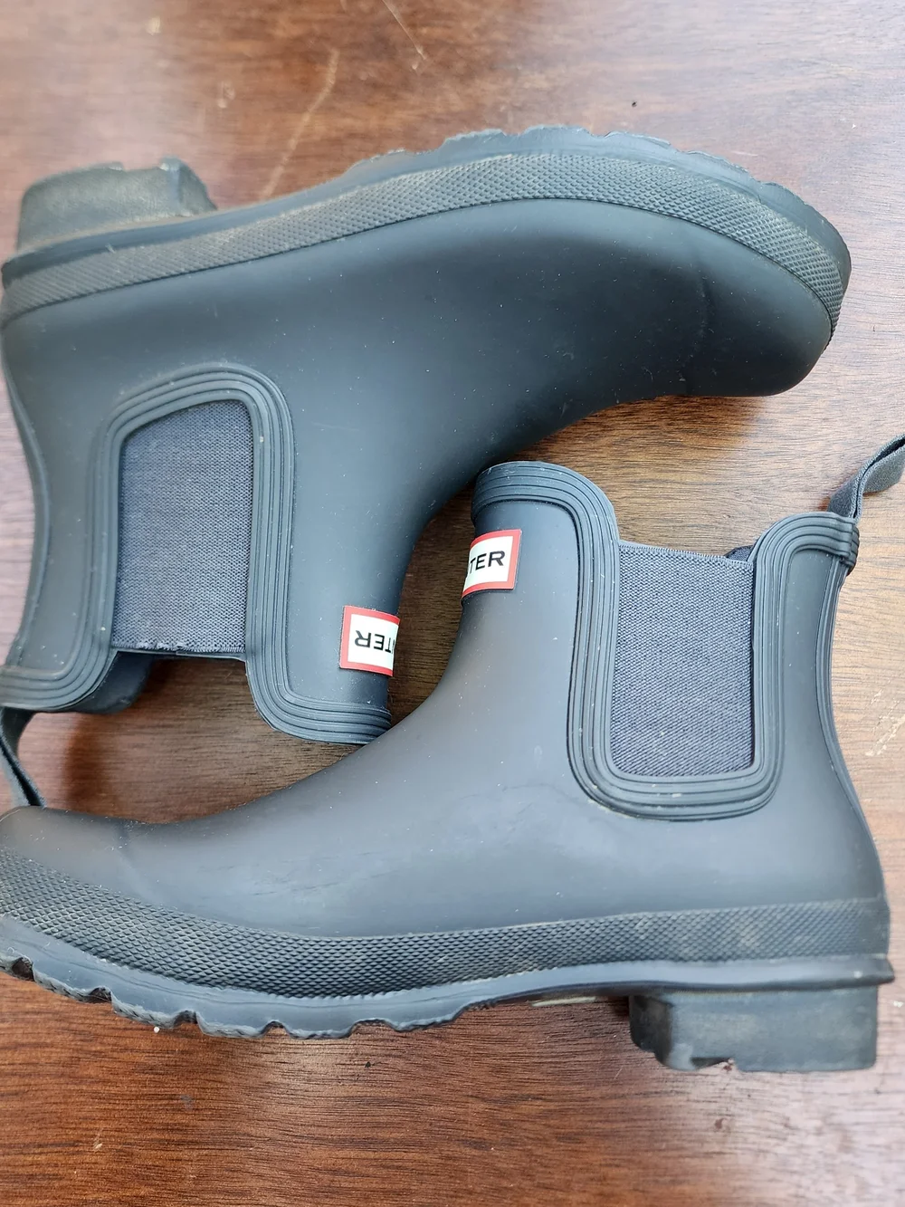 Hunter Original Chelsea Waterproof Rubber Rain Boots Matte Black [7]